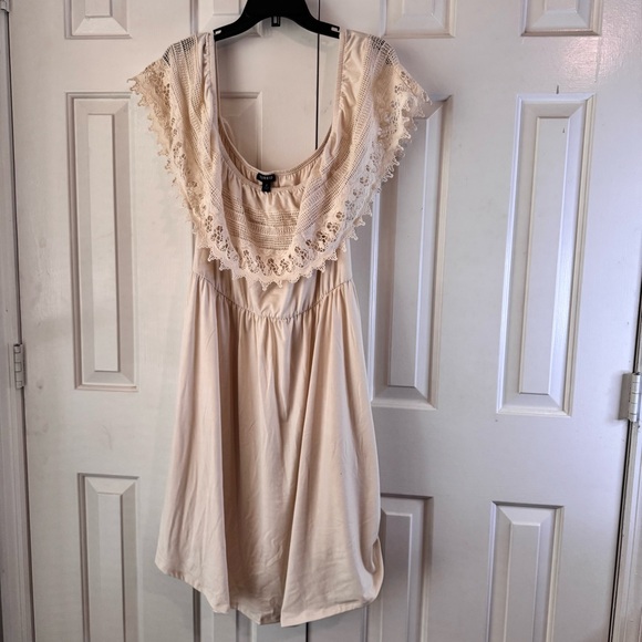 Torrid Cream Off-Shoulder Crochet Lace Trim Dress - Picture 1 of 12